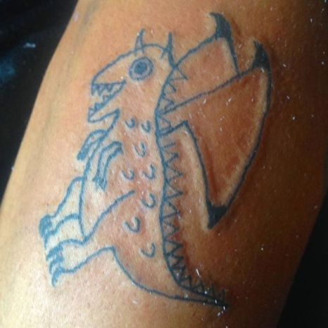artist-specializes-ugly-tattoo-helena-fernandes-brazilia-43-59880d728f014__605.jpg